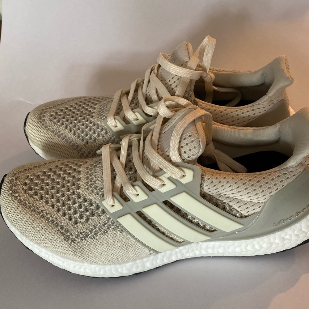 🚫SOLD🚫Adidas ultraboost 1.0 Cream